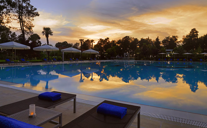 חבילות בטומי